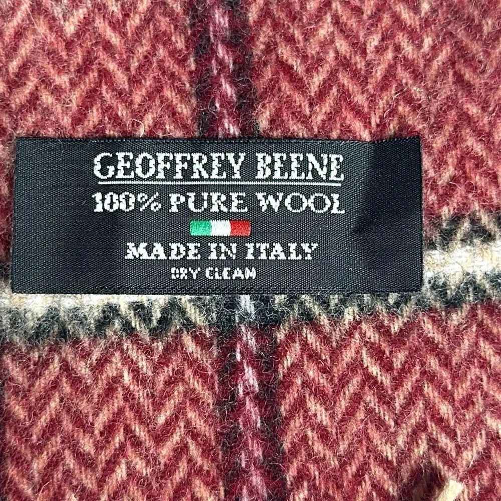 Geoffrey Beene Plaid Wool Scarf Red Gray Beige Made in Italy Vintage Unisex